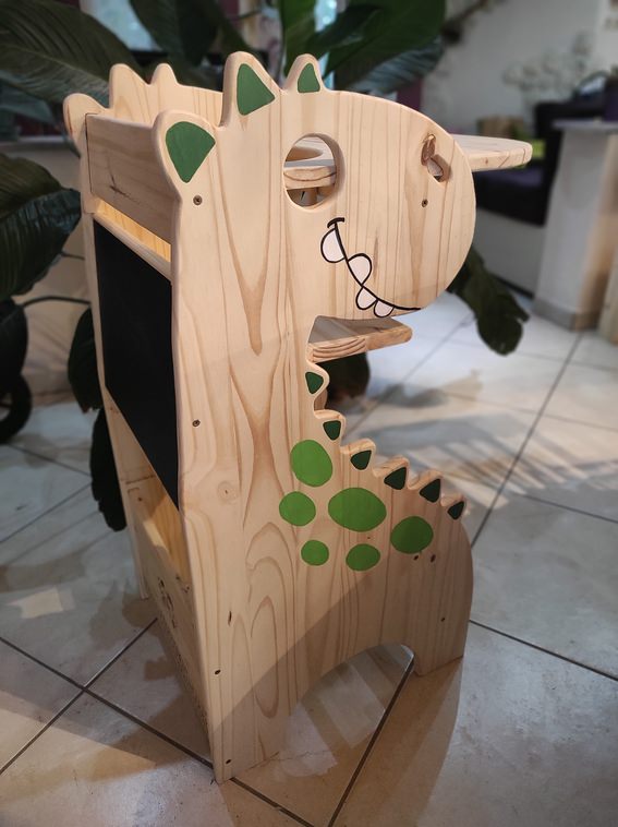 tour d'observation dinosaure