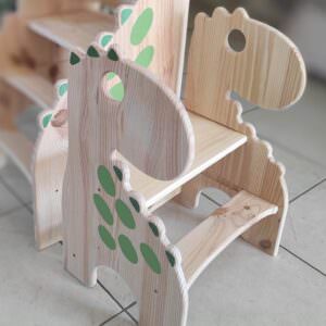 marche pied dinosaure